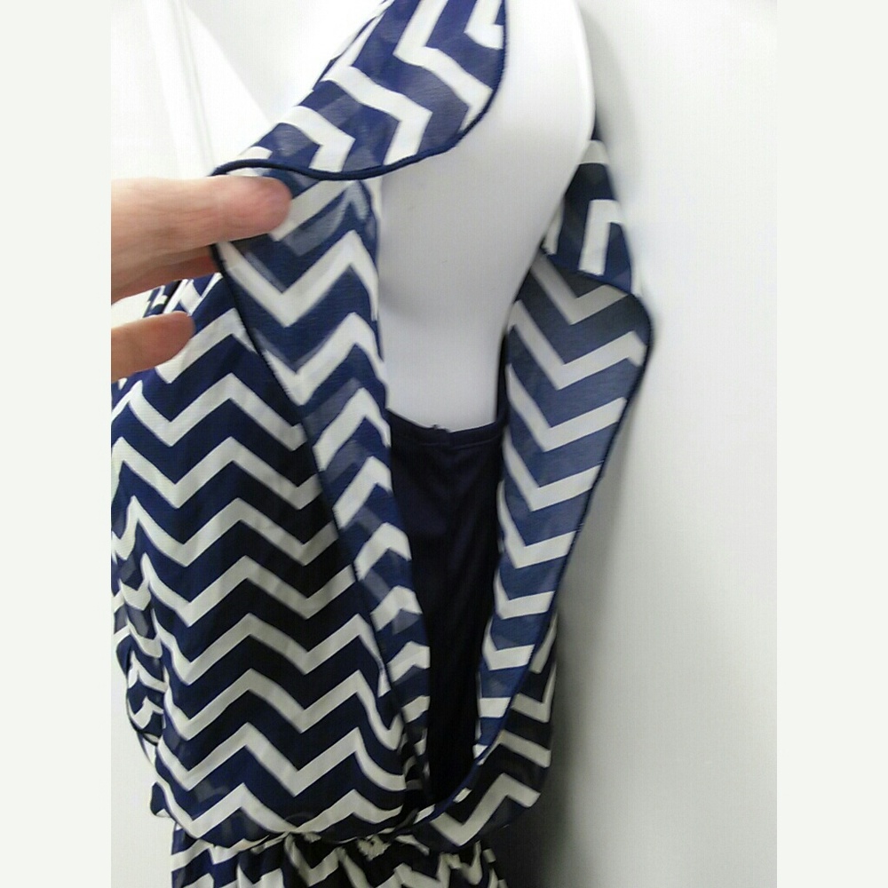 Blue White Chevron Dress Sz Small - Picture 3 of 6